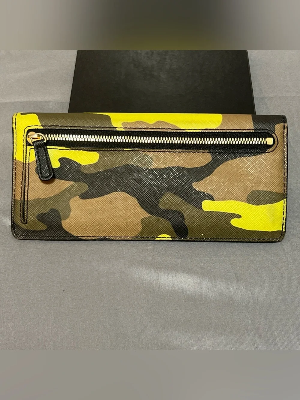 Michael Michael Kors Jet Set Camo Saffiano Travel Flat Front Wallet